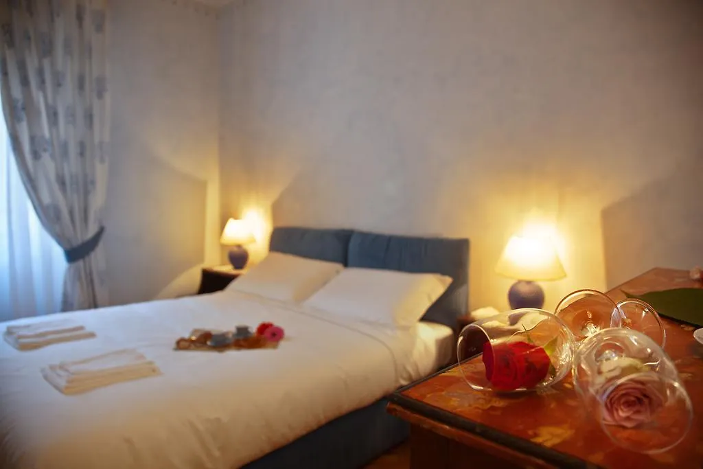 Apartment Ferienwohnung Ponte Vecchio Amazing View Florenz