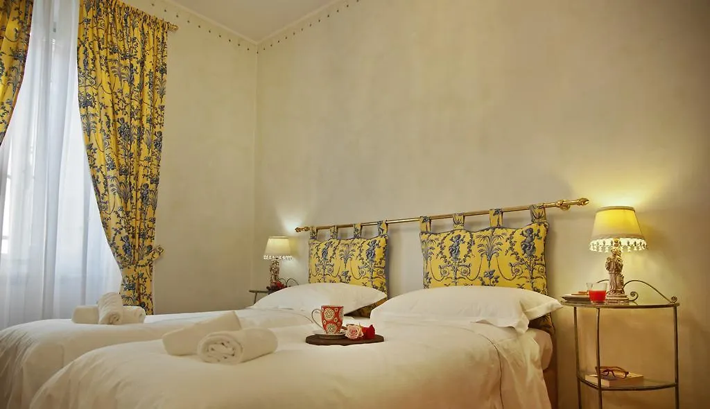 Ponte Vecchio Amazing View Apartment Florence